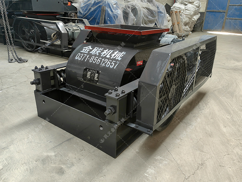 小型煤泥粉碎机及双齿辊易损件发货图 小型煤泥粉碎机及双齿辊易损件发货图