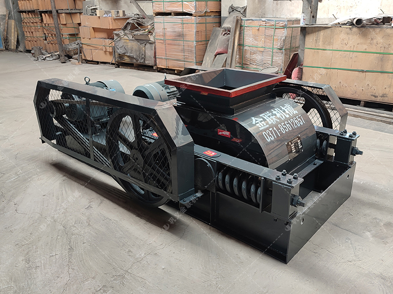 小型煤泥粉碎机及双齿辊易损件发货图 小型煤泥粉碎机及双齿辊易损件发货图