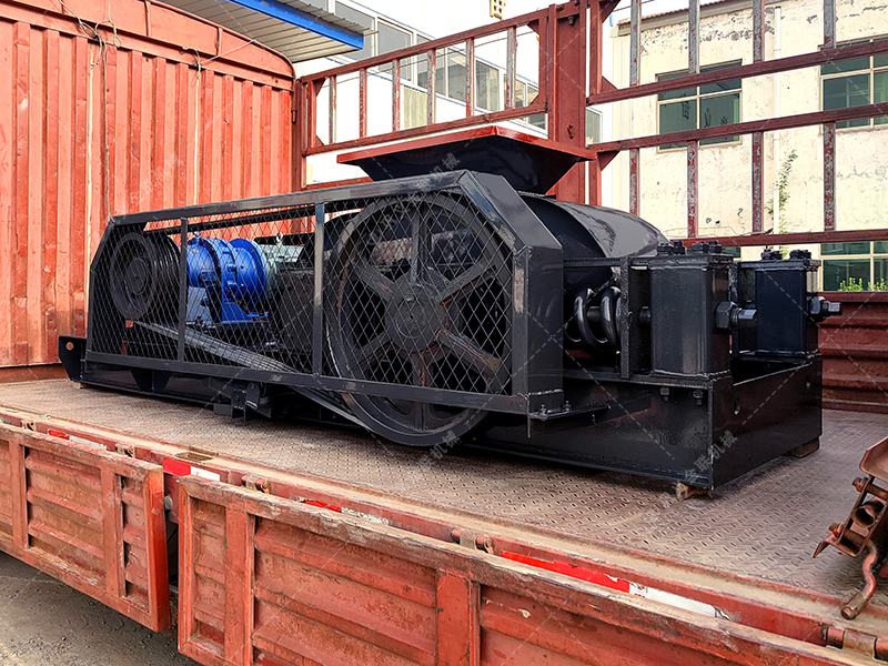 2PG46对辊破碎机发往河北石家庄破碎石灰石 2PG46对辊破碎机发往河北石家庄破碎石灰石