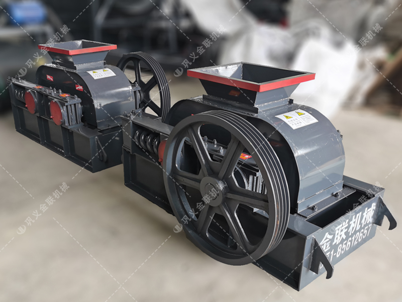 两台小型对辊破碎机发往广东破碎石英砂 两台小型对辊破碎机发往广东破碎石英砂