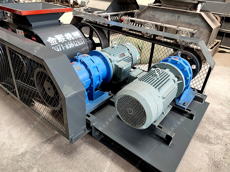 小型对辊破碎机发往福建破碎石英砂 小型对辊破碎机发往福建破碎石英砂