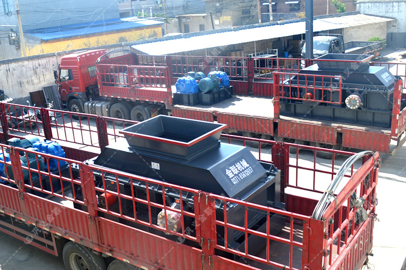 对辊破碎机厂家,小型对辊式破碎机价格,双辊破碎机型号参数