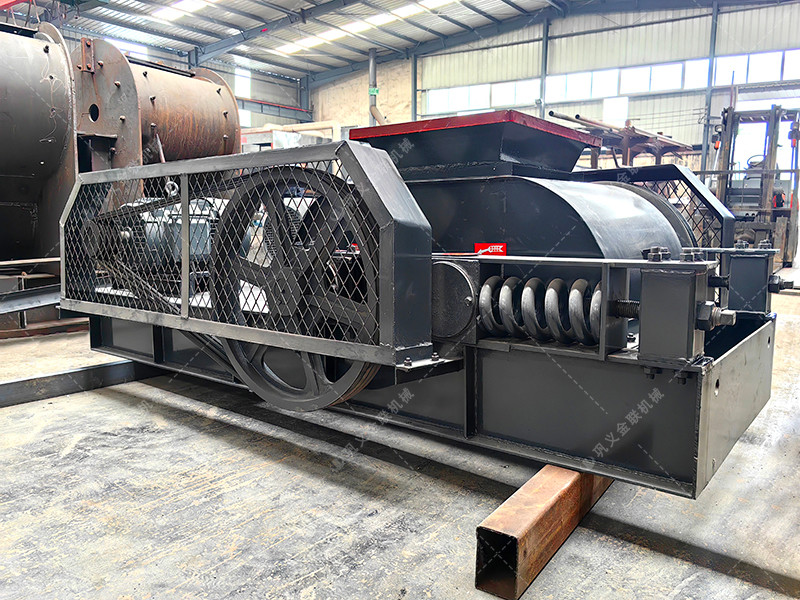 双齿辊破碎机厂家,提供双齿辊破碎机价格,齿辊式破碎机结构图 双齿辊破碎机厂家,提供双齿辊破碎机价格,齿辊式破碎机结构图