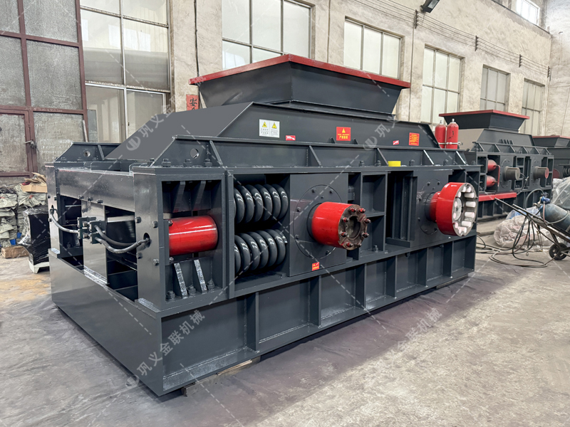 建筑、道路、水利工程为何都青睐对辊破碎机?它有何过人之处? 建筑、道路、水利工程为何都青睐对辊破碎机?它有何过人之处?