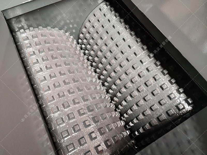 双齿辊破碎机真能'一机多用'?看看它还能碎什么? 双齿辊破碎机真能'一机多用'?看看它还能碎什么?